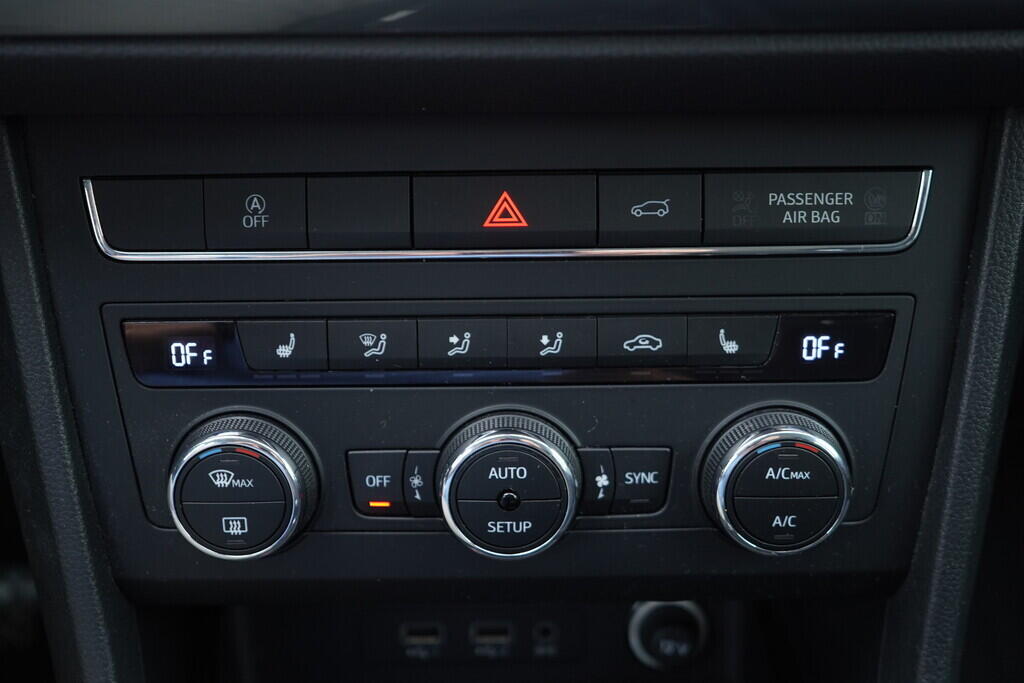 OV190V08593_38.webp_ATECA Style 1.0 TSI 85 kW manuál