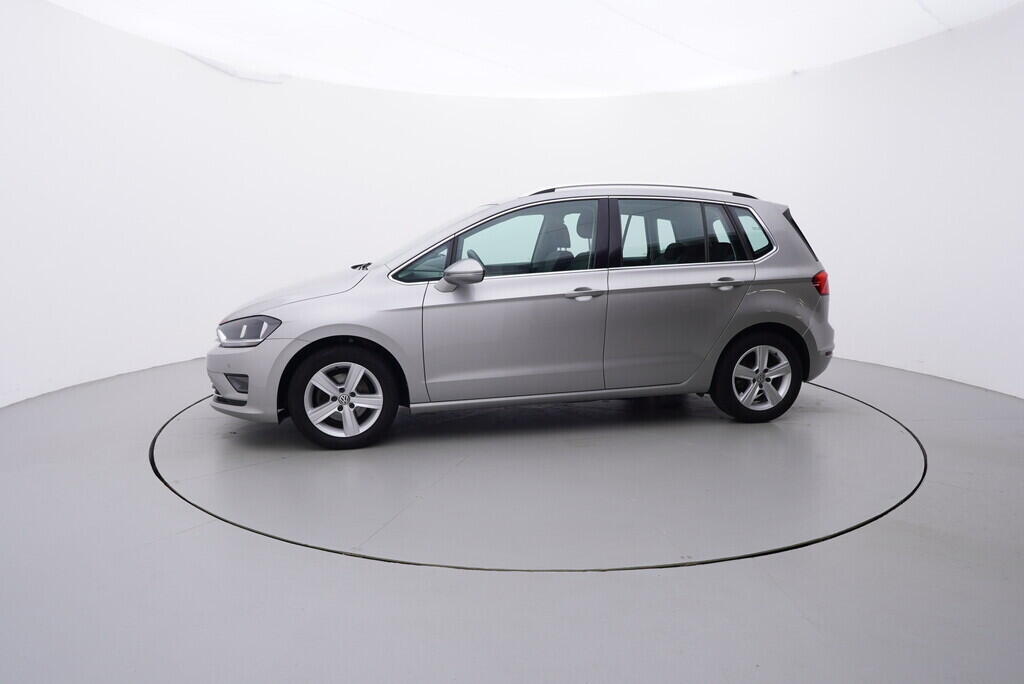 OV190V08595_11.webp_GOLF SPORTSVAN Highline 1.4 TSI 110 kW manuál