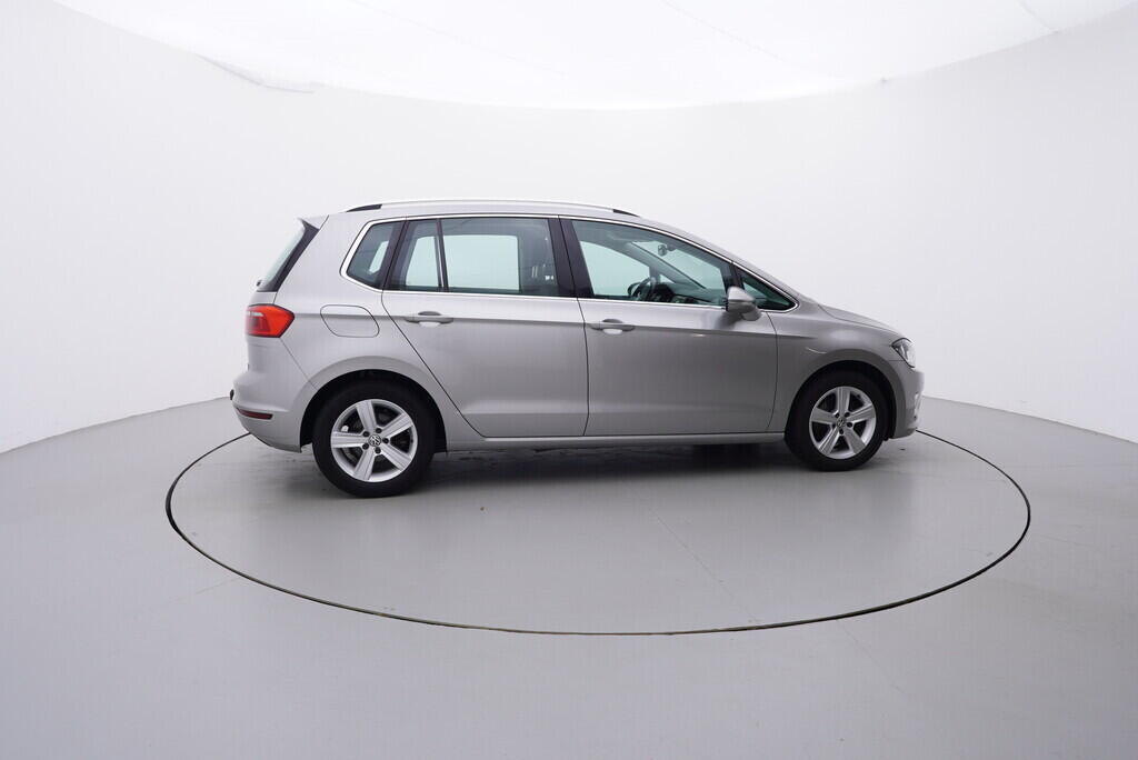 OV190V08595_15.webp_GOLF SPORTSVAN Highline 1.4 TSI 110 kW manuál