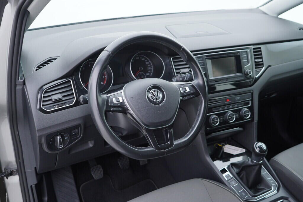 OV190V08595_22.webp_GOLF SPORTSVAN Highline 1.4 TSI 110 kW manuál