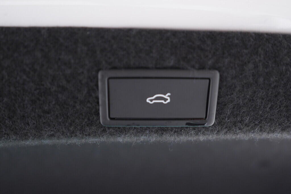 OV190V08597_46.webp_OCTAVIA Top Selection 2.0 TDI 110 kW automat, DPH