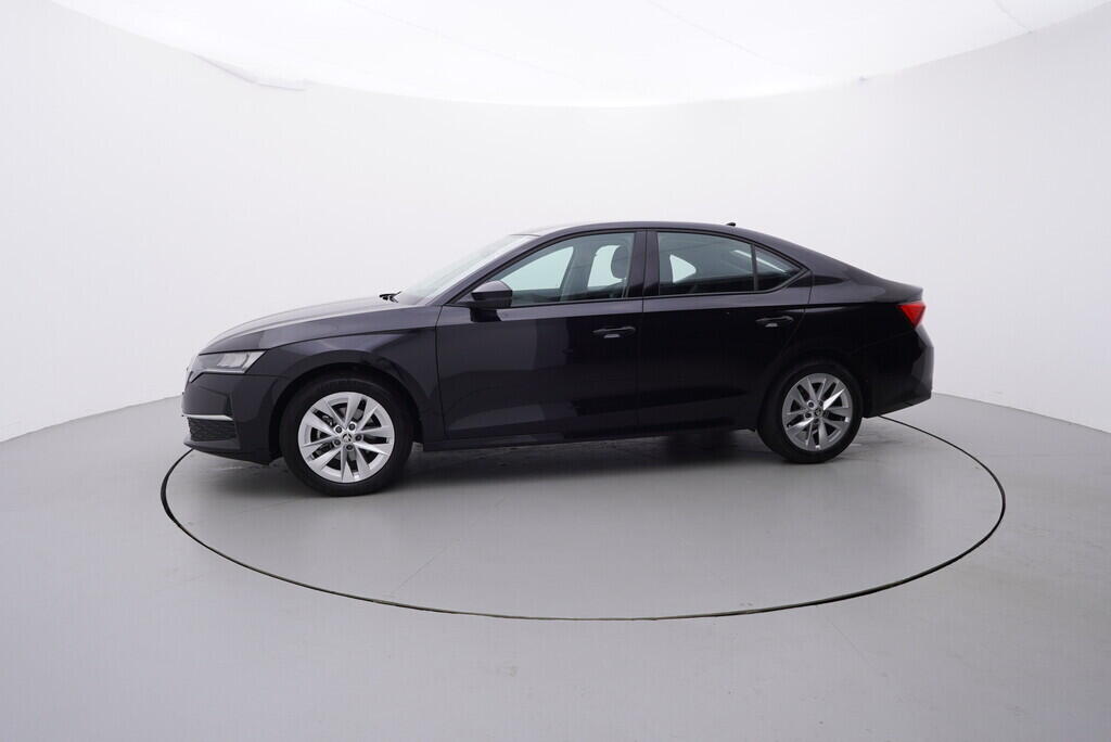 OV190V08599_11.webp_OCTAVIA Selection 1.5 TSI 110 kW manuál, DPH