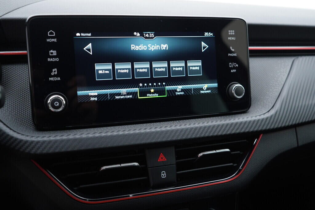 OV190V08600_28.webp_SCALA Monte Carlo 1.5 TSI 110 kW automat, DPH