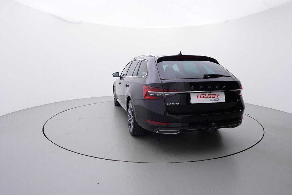 OV190V08608_13.webp_SUPERB L&K 1.4 TSI 160 kW automat, DPH