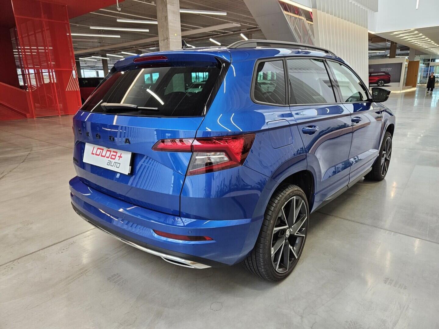 OV190V08614_11.webp_KAROQ SportLine 1.5 TSI 110 kW automat