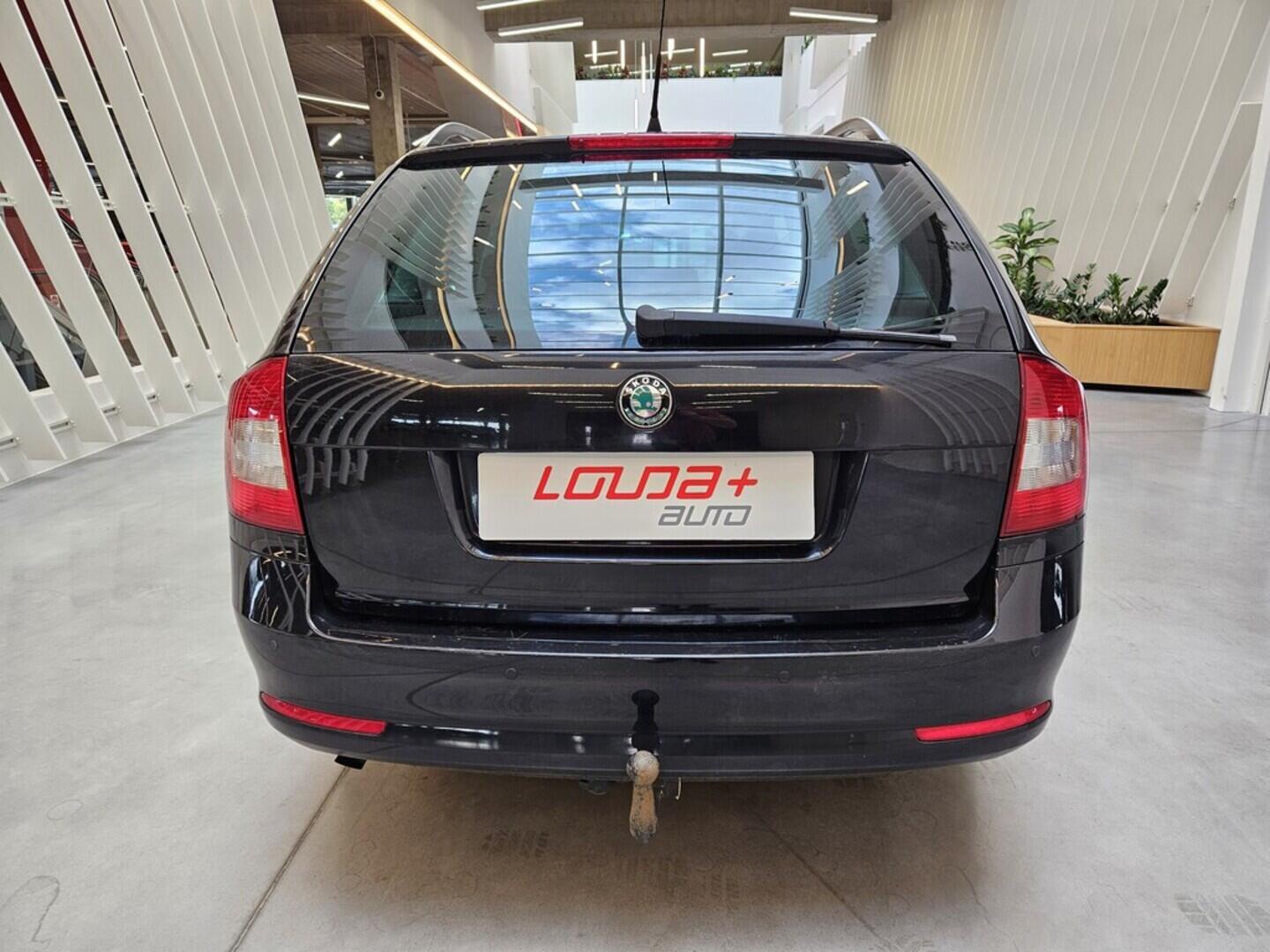 OV190V08620_17.webp_OCTAVIA Elegance 1.2 TSI 77 kW manuál
