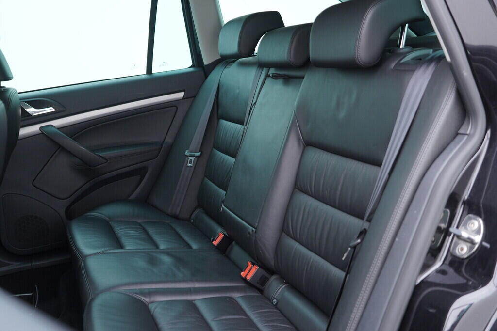 OV190V08620_32.webp_OCTAVIA Elegance 1.2 TSI 77 kW manuál