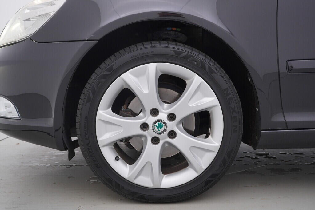 OV190V08620_35.webp_OCTAVIA Elegance 1.2 TSI 77 kW manuál