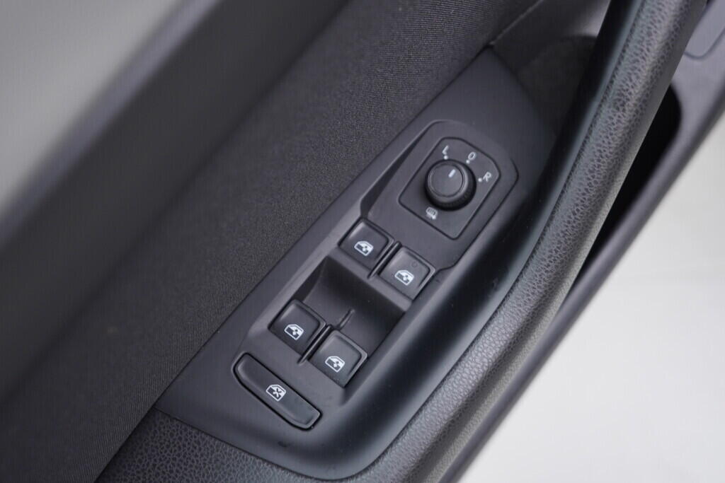 OV190V08623_20.webp_PASSAT VARIANT Comfortline 2.0 TDI 140 kW automat