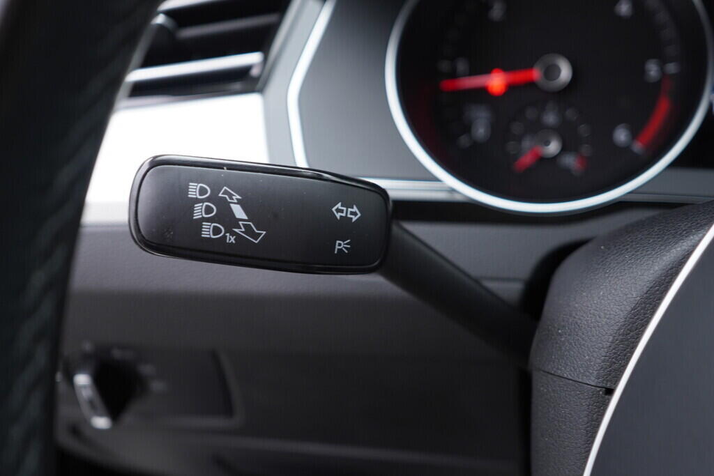 OV190V08623_24.webp_PASSAT VARIANT Comfortline 2.0 TDI 140 kW automat