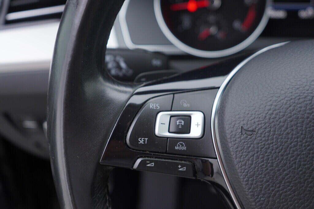 OV190V08623_26.webp_PASSAT VARIANT Comfortline 2.0 TDI 140 kW automat