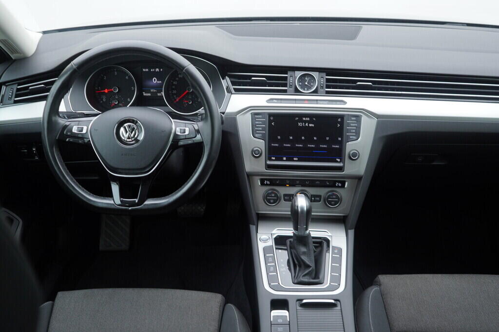 OV190V08623_28.webp_PASSAT VARIANT Comfortline 2.0 TDI 140 kW automat