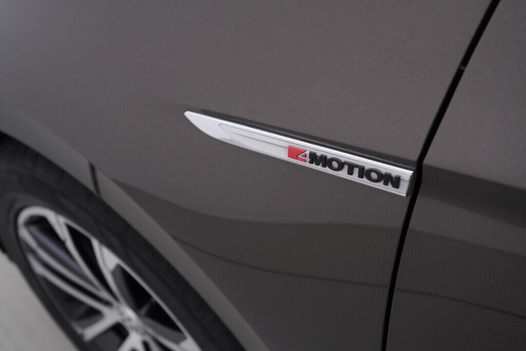 OV190V08623_46.webp_PASSAT VARIANT Comfortline 2.0 TDI 140 kW automat