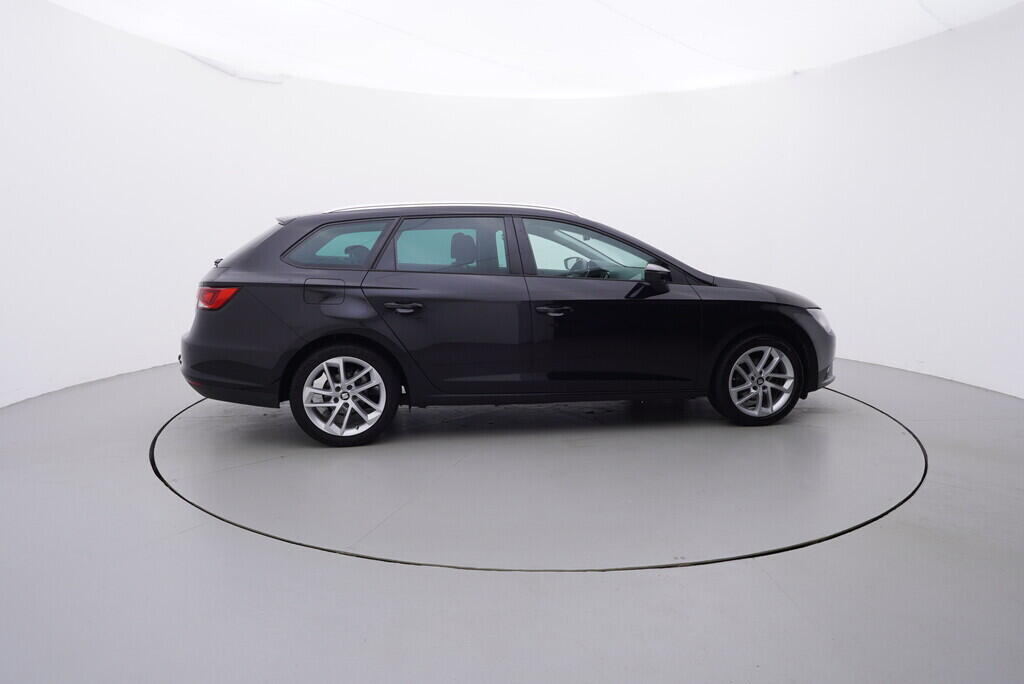 OV190V08624_15.webp_LEON ST Style 1.6 TDI 81 kW manuál