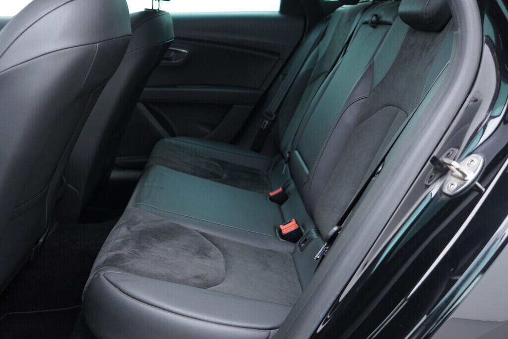 OV190V08624_35.webp_LEON ST Style 1.6 TDI 81 kW manuál