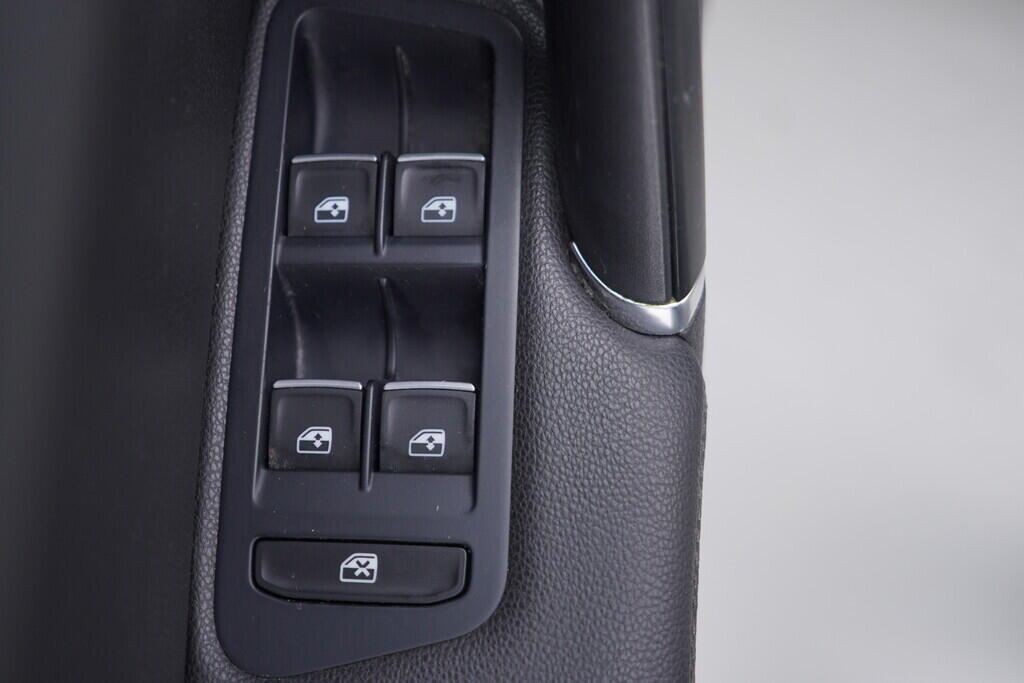 OV190V08625_20.webp_GOLF VARIANT Highline 1.4 TSI 92 kW automat