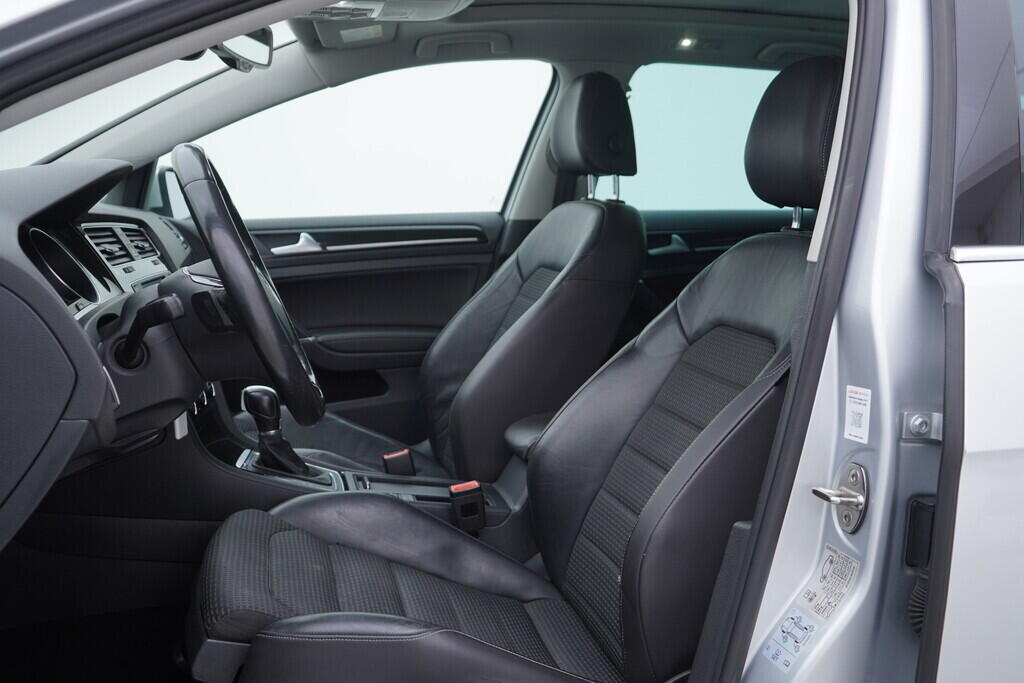 OV190V08625_24.webp_GOLF VARIANT Highline 1.4 TSI 92 kW automat