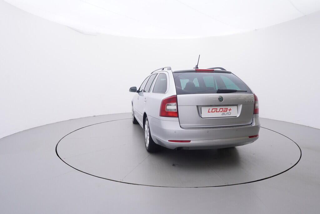 OV190V08626_13.webp_OCTAVIA Elegance 2.0 TDI 103 kW automat