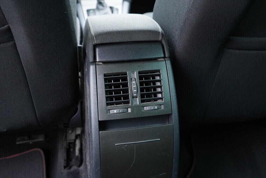 OV190V08626_35.webp_OCTAVIA Elegance 2.0 TDI 103 kW automat