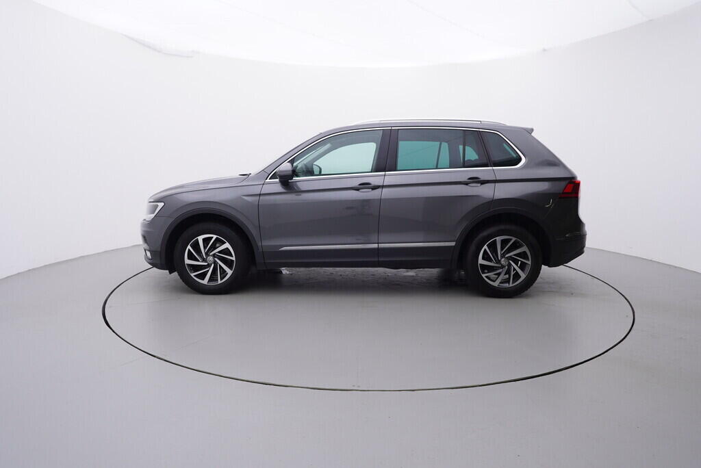 OV190V08627_11.webp_TIGUAN Sound 2.0 TSI 132 kW automat
