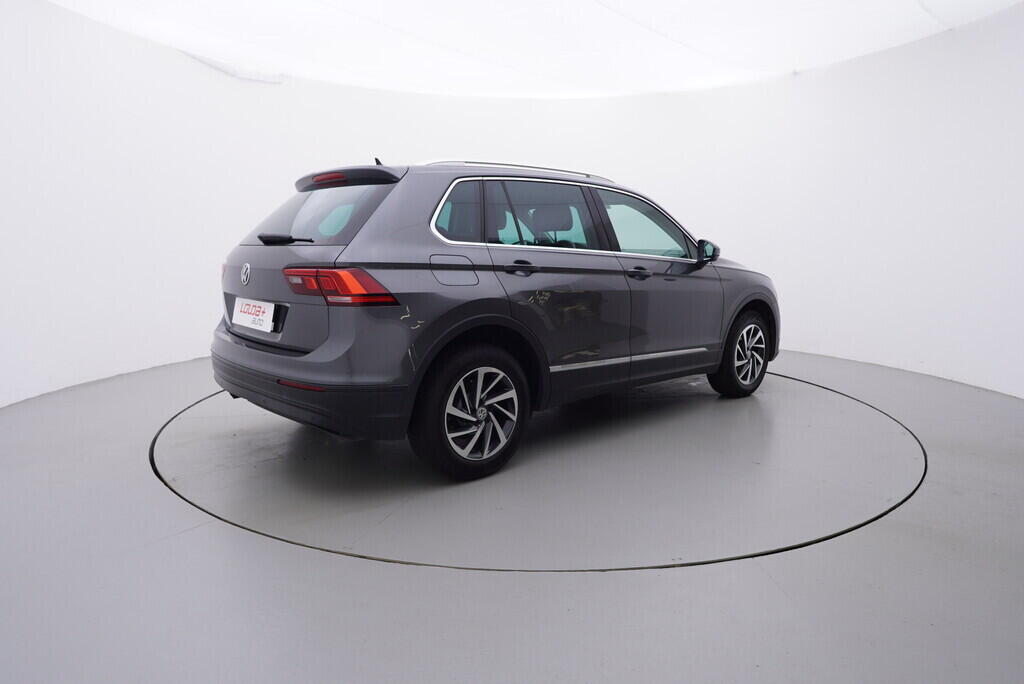 OV190V08627_14.webp_TIGUAN Sound 2.0 TSI 132 kW automat