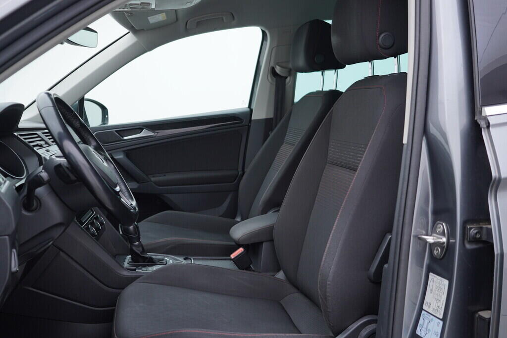 OV190V08627_22.webp_TIGUAN Sound 2.0 TSI 132 kW automat