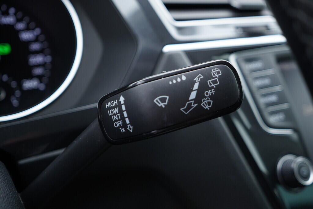 OV190V08627_24.webp_TIGUAN Sound 2.0 TSI 132 kW automat