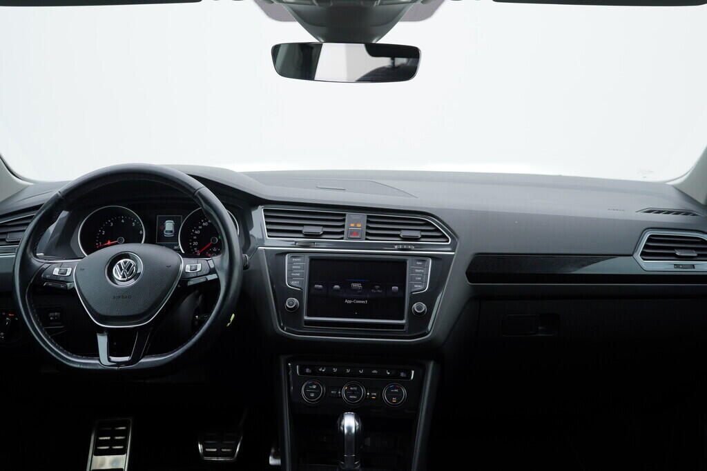 OV190V08627_25.webp_TIGUAN Sound 2.0 TSI 132 kW automat
