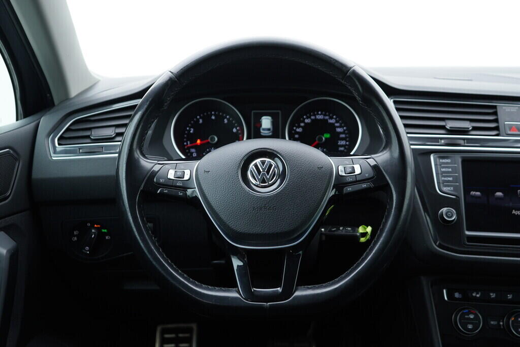 OV190V08627_26.webp_TIGUAN Sound 2.0 TSI 132 kW automat
