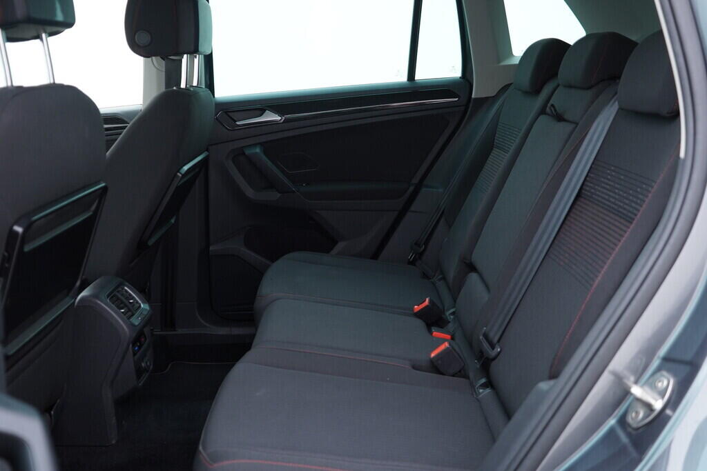 OV190V08627_37.webp_TIGUAN Sound 2.0 TSI 132 kW automat