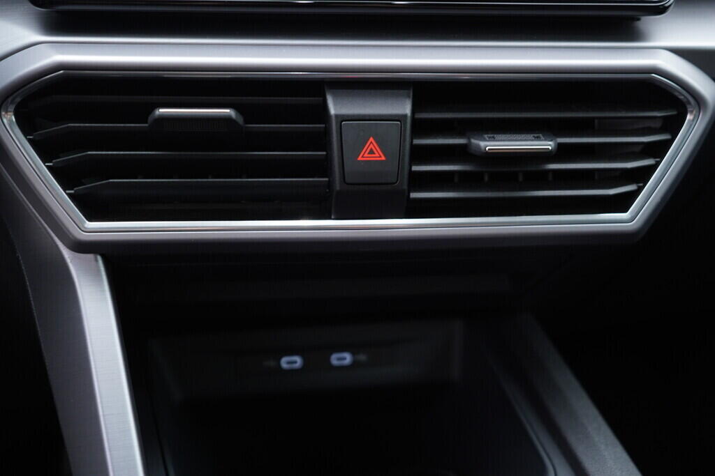 OV190V08628_32.webp_LEON ST FR 2.0 TDI 110 kW automat