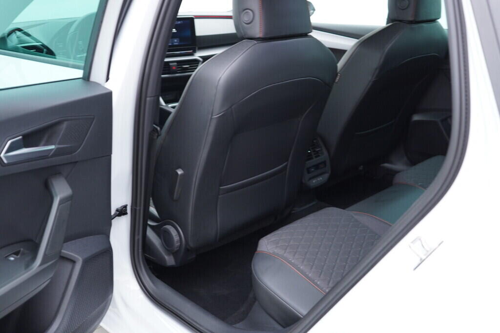 OV190V08628_34.webp_LEON ST FR 2.0 TDI 110 kW automat