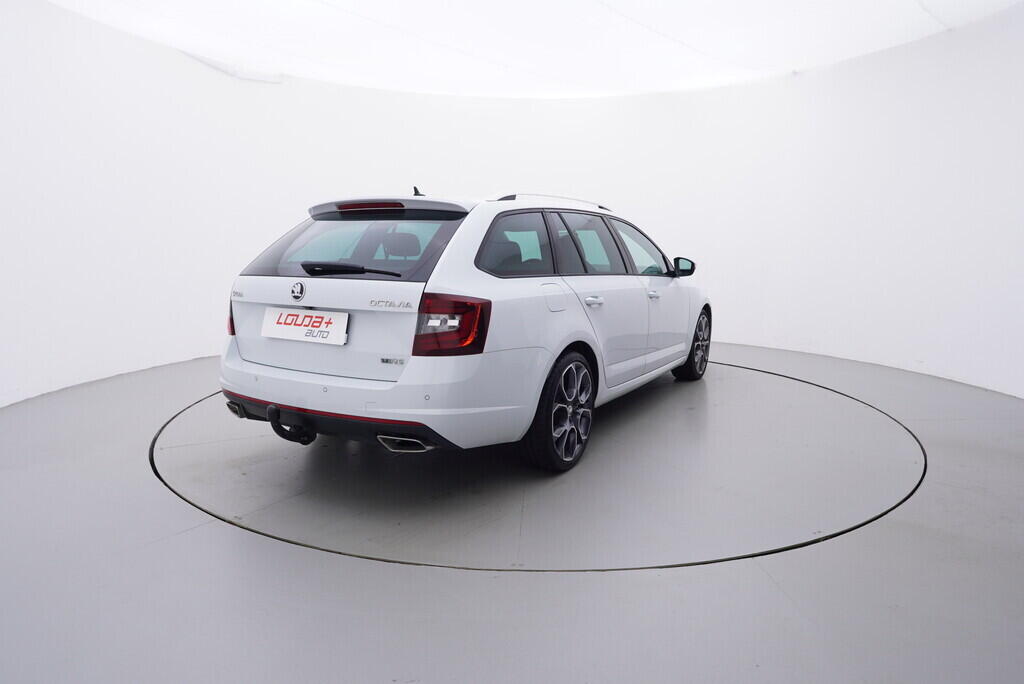 OV190V08629_10.webp_OCTAVIA RS 2.0 TDI 135 kW automat