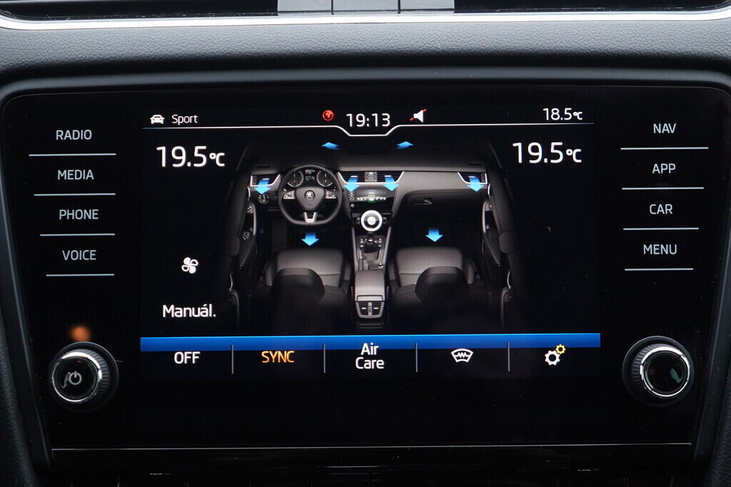 OV190V08629_32.webp_OCTAVIA RS 2.0 TDI 135 kW automat