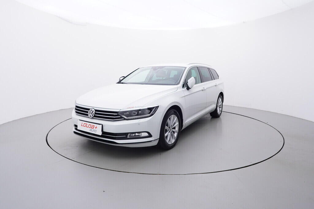 OV190V08630_10.webp_PASSAT VARIANT Highline 2.0 TDI 110 kW automat