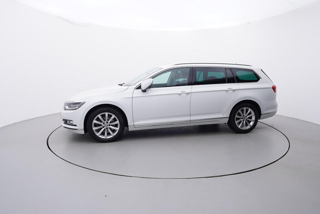 OV190V08630_11.webp_PASSAT VARIANT Highline 2.0 TDI 110 kW automat