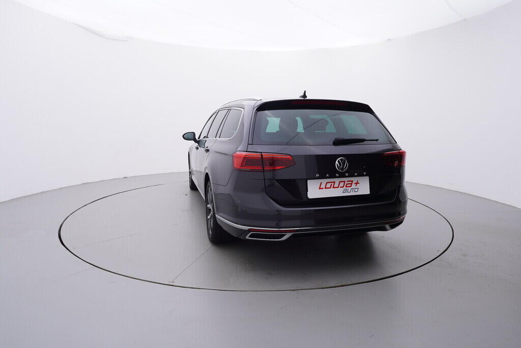 OV190V08631_13.webp_PASSAT VARIANT Elegance 2.0 TDI 110 kW automat, DPH