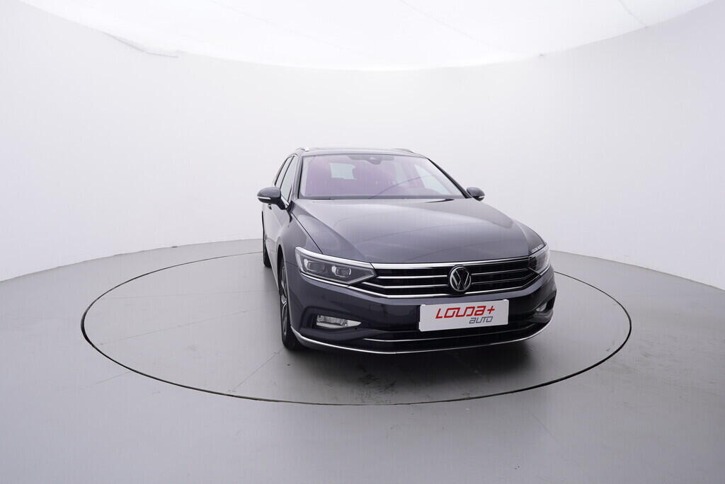 OV190V08631_17.webp_PASSAT VARIANT Elegance 2.0 TDI 110 kW automat, DPH