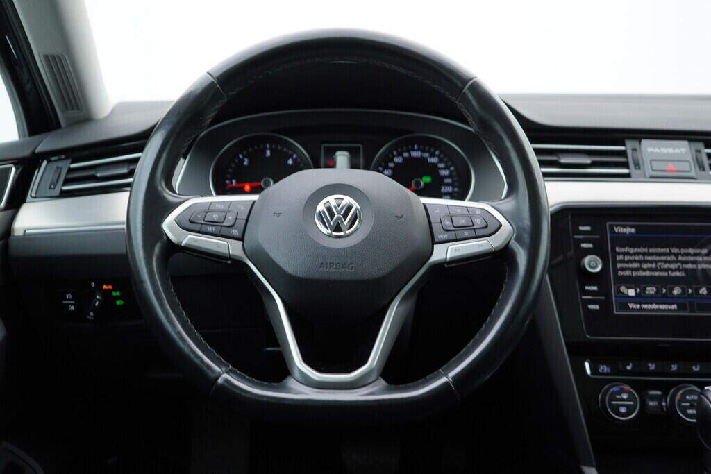 OV190V08631_29.webp_PASSAT VARIANT Elegance 2.0 TDI 110 kW automat, DPH