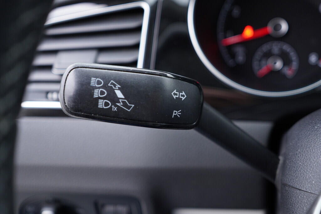 OV190V08632_24.webp_GOLF SPORTSVAN Carat 1.4 TSI 92 kW manuál