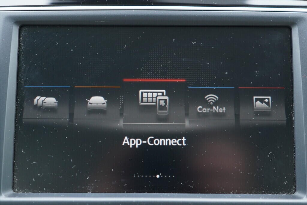 OV190V08632_28.webp_GOLF SPORTSVAN Carat 1.4 TSI 92 kW manuál