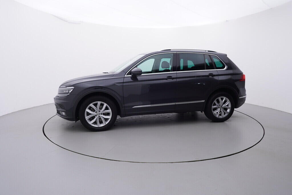 OV190V08634_11.webp_TIGUAN Elegance 2.0 TSI 140 kW automat, DPH