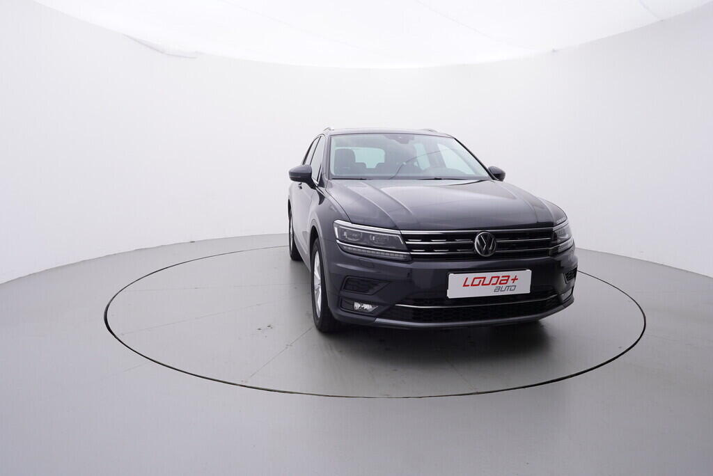 OV190V08634_17.webp_TIGUAN Elegance 2.0 TSI 140 kW automat, DPH