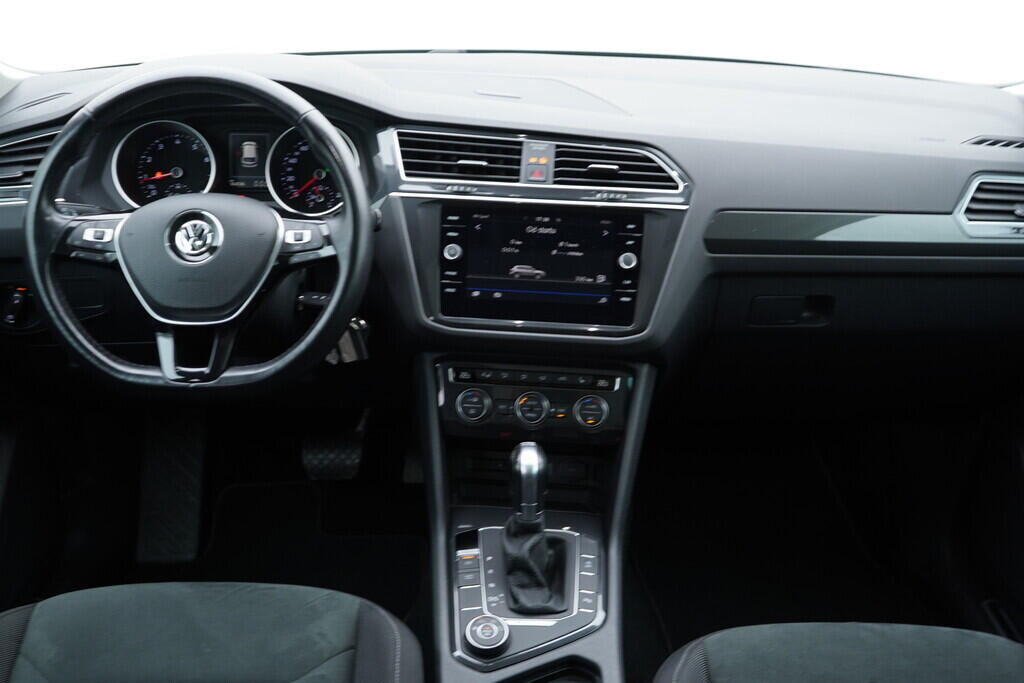 OV190V08634_25.webp_TIGUAN Elegance 2.0 TSI 140 kW automat, DPH