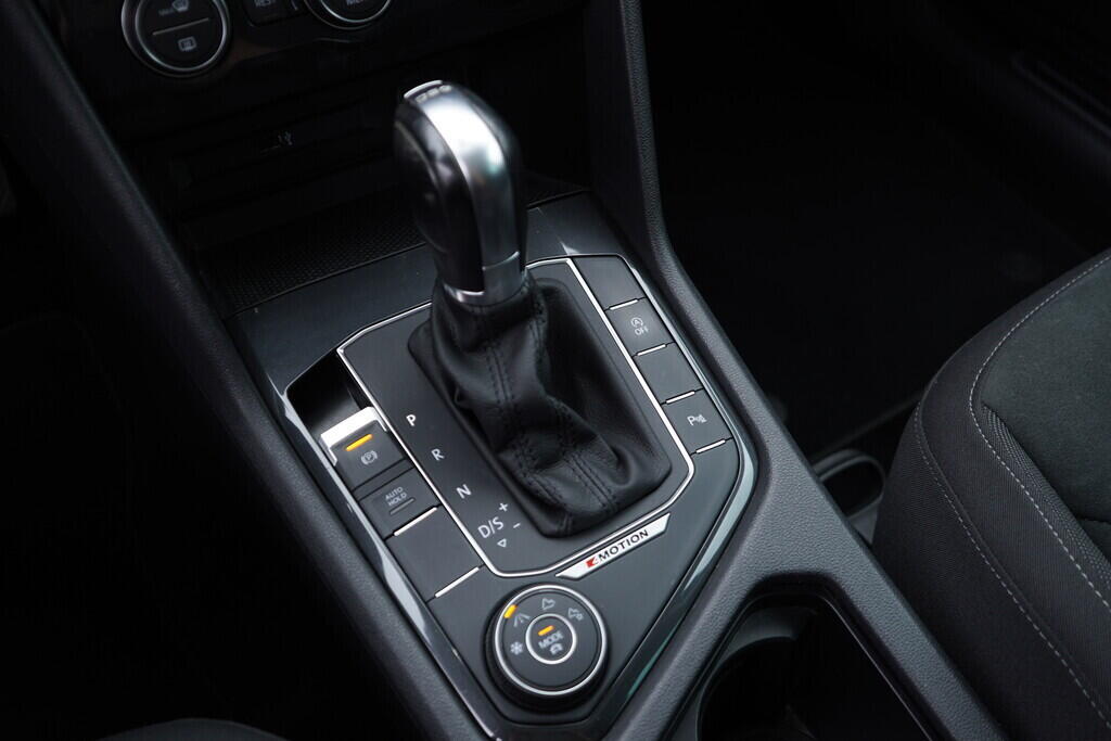 OV190V08634_33.webp_TIGUAN Elegance 2.0 TSI 140 kW automat, DPH