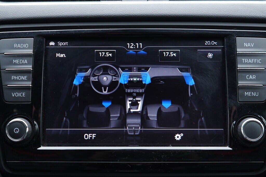 OV190V08636_35.webp_OCTAVIA RS 2.0 TDI 135 kW automat