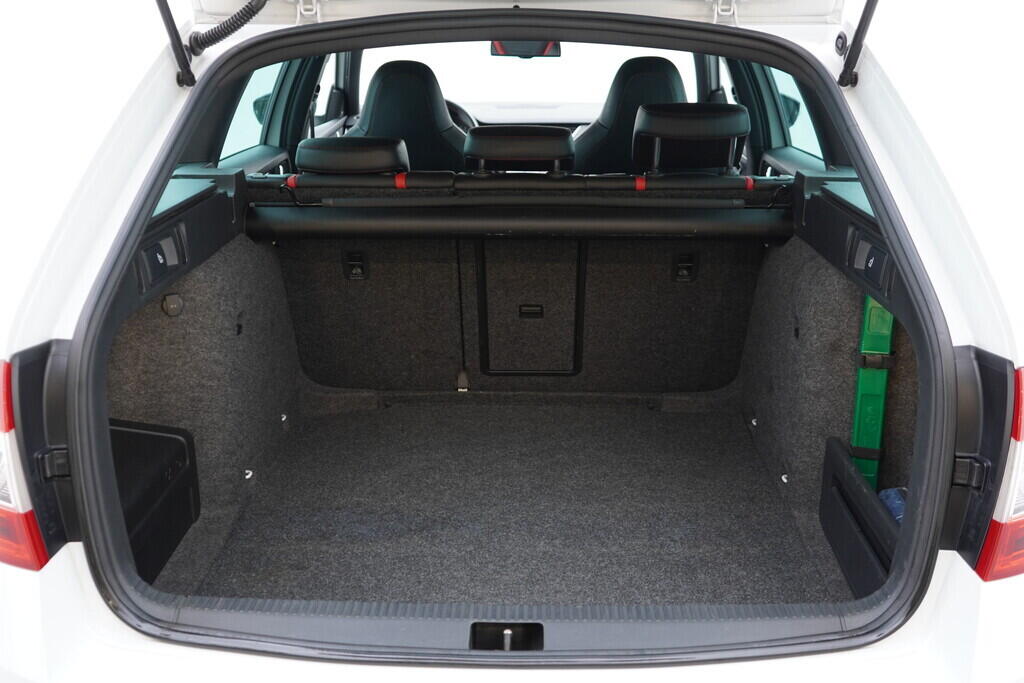 OV190V08636_43.webp_OCTAVIA RS 2.0 TDI 135 kW automat