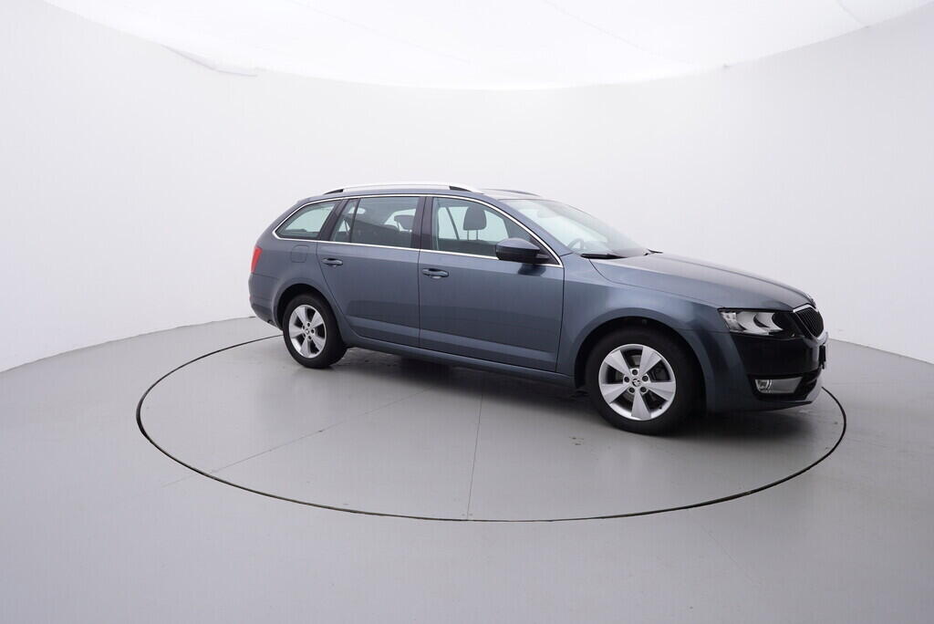 OV190V08639_16.webp_OCTAVIA Style 1.4 TSI 110 kW automat