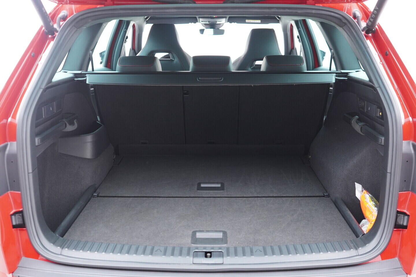 OV190V08642_43.webp_KODIAQ RS 2.0 TSI 180 kW automat, DPH