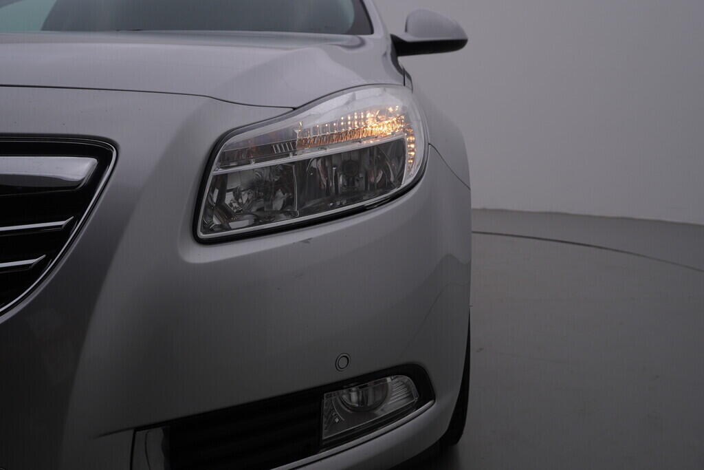 OV190V08645_36.webp_INSIGNIA  1.8  103 kW manuál